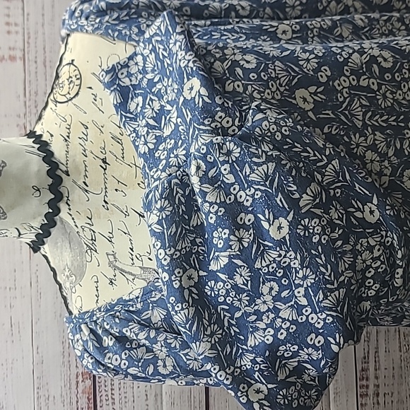 LC Lauren Conrad puff sleeve sweatshirt - Picture 5 of 10